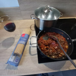 Spagetti wird gekocht